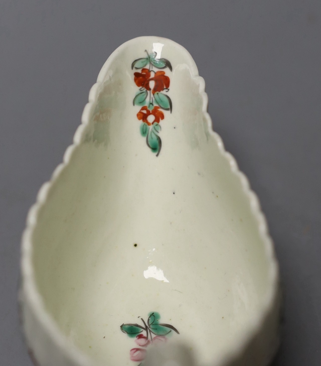 Liverpool rare fluted creamboat painted with flowers - 14.5cm long